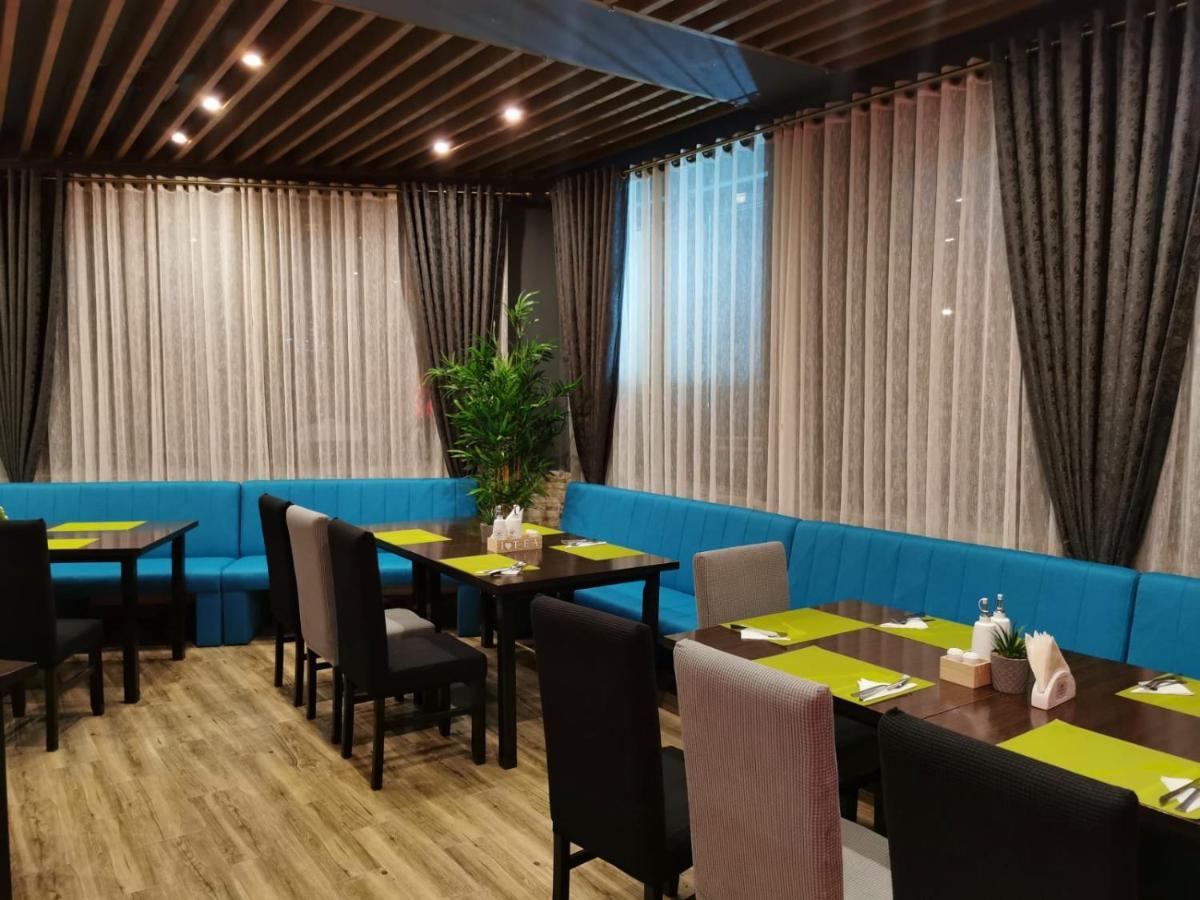坎普朗莫道尼斯 Casa Burduhos酒店 外观 照片