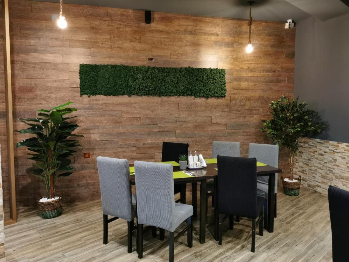 坎普朗莫道尼斯 Casa Burduhos酒店 外观 照片